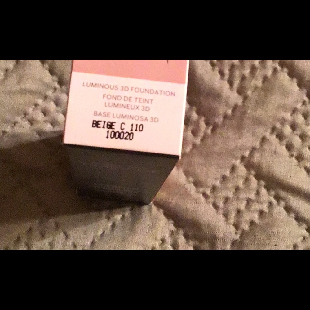Mary Kay luminous foundation